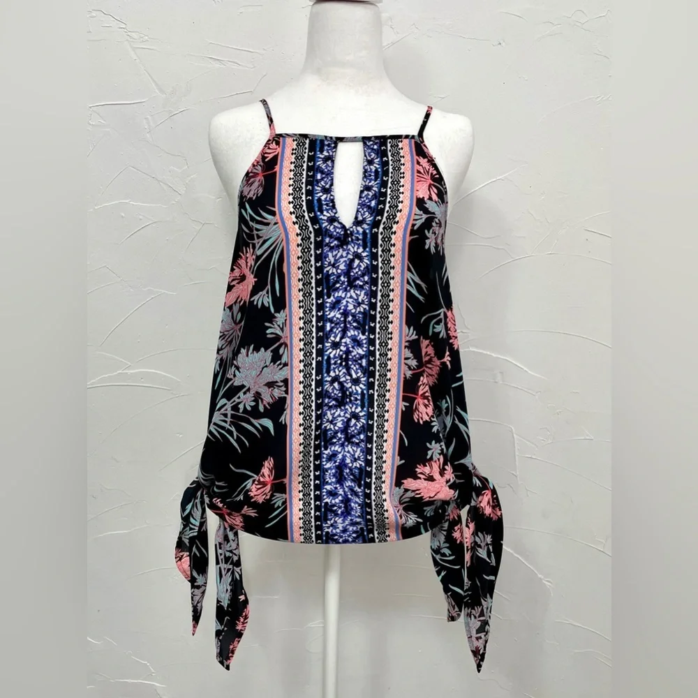 Express Handkerchief Tank Top - Picture 3 of 8